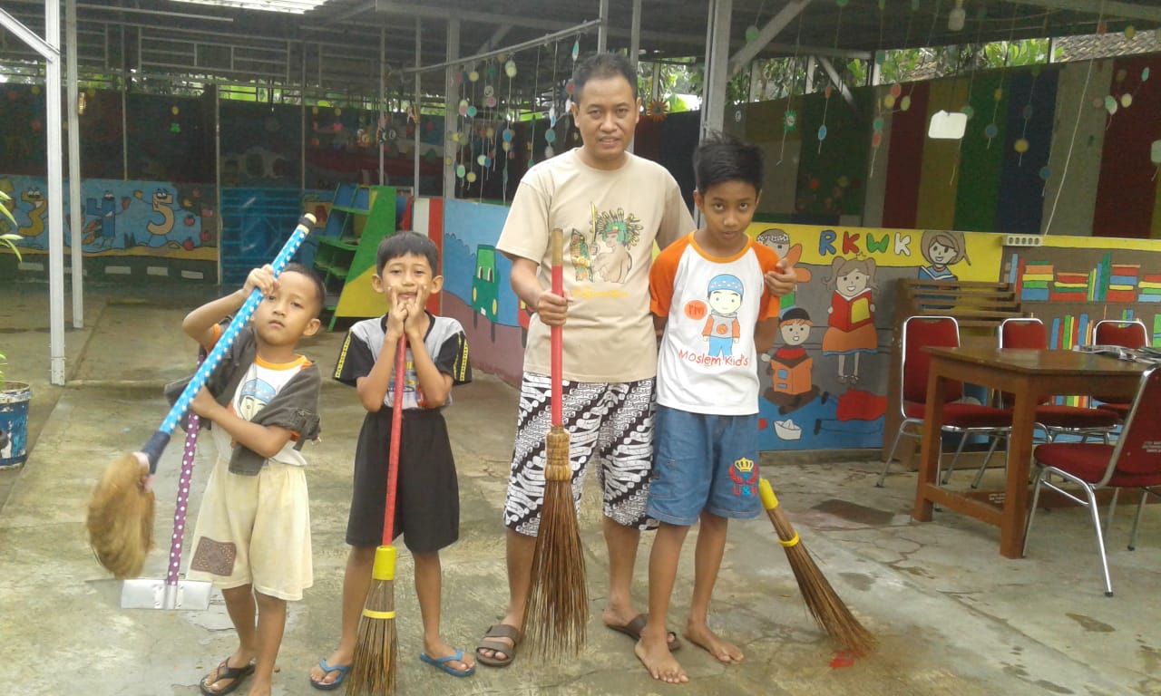 Melayani Tanpa Berharap Apapun