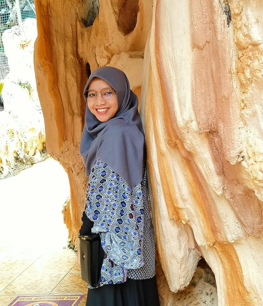 Umi Khomsiyatun